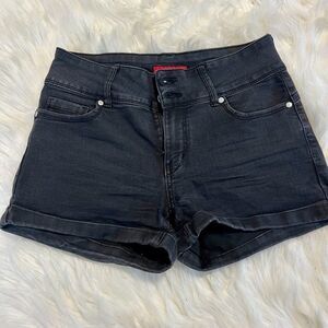 🚨 Last day Fri 🧳 Guess Mid-Rise Denim Shorts Black